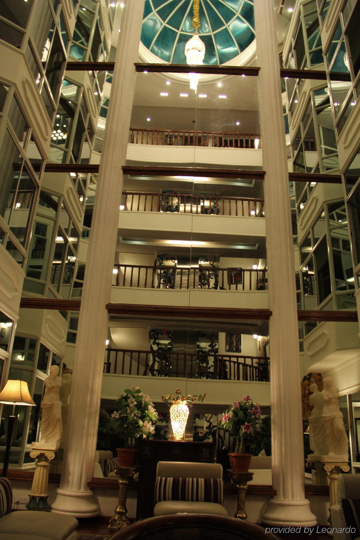 R.J.Resorts Дарджилинг Интерьер фото