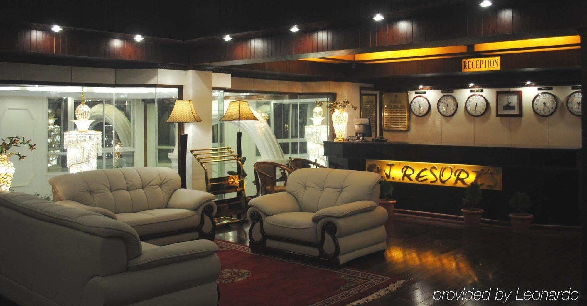 R.J.Resorts Дарджилинг Интерьер фото